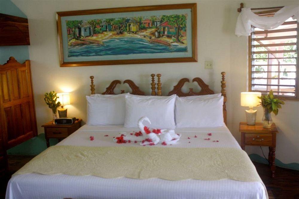 Coral Cove & 3* Negril
