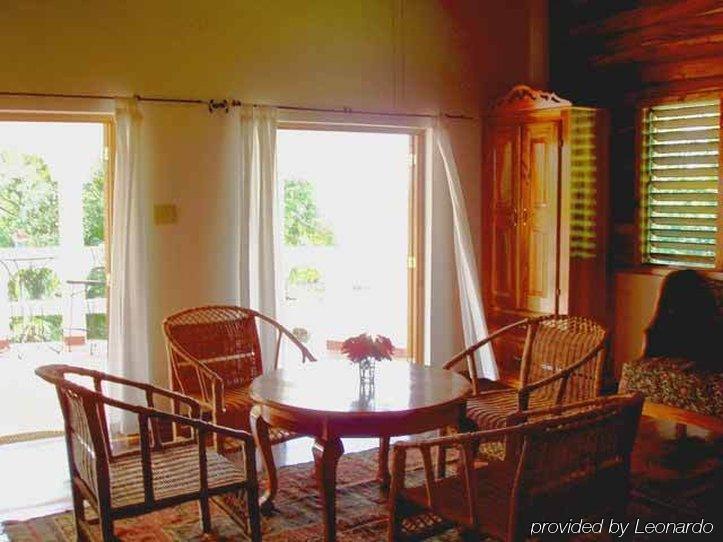 Coral Cove & 3* Negril