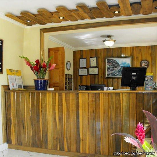 Bar-b-barn 2*