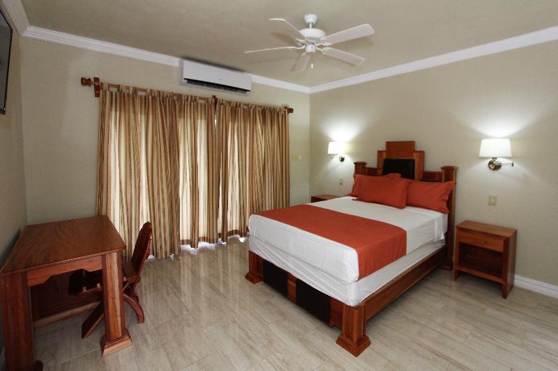 Oasis Hotel Negril