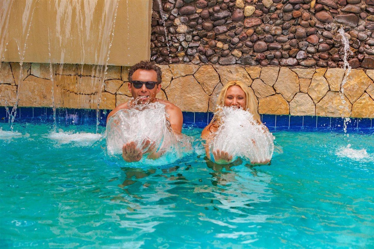 Resort Hedonism Ii (adults Only)