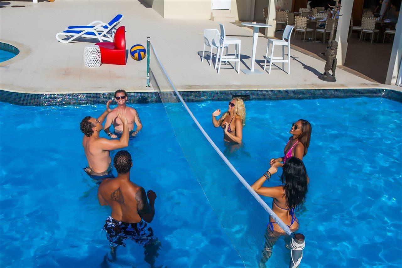 Hedonism Ii (adults Only)