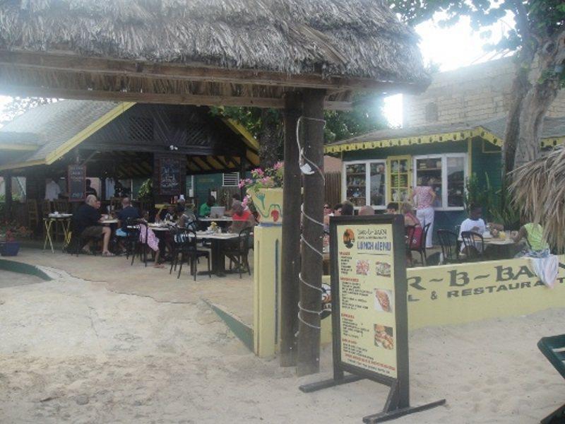 Bar-b-barn Negril