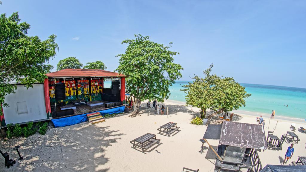 Bourbon Beach Jamaica Hotel
