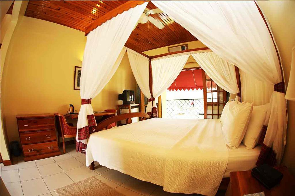 Charela Hotel