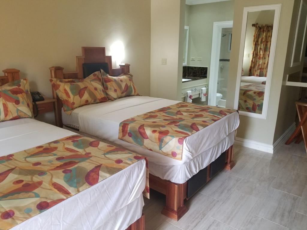 Oasis 2* Negril
