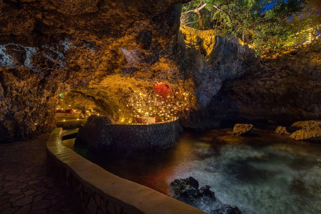 The Caves Resort 5*