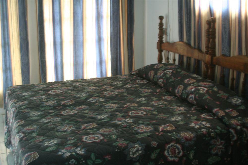 Pure Oasis Hotel Negril