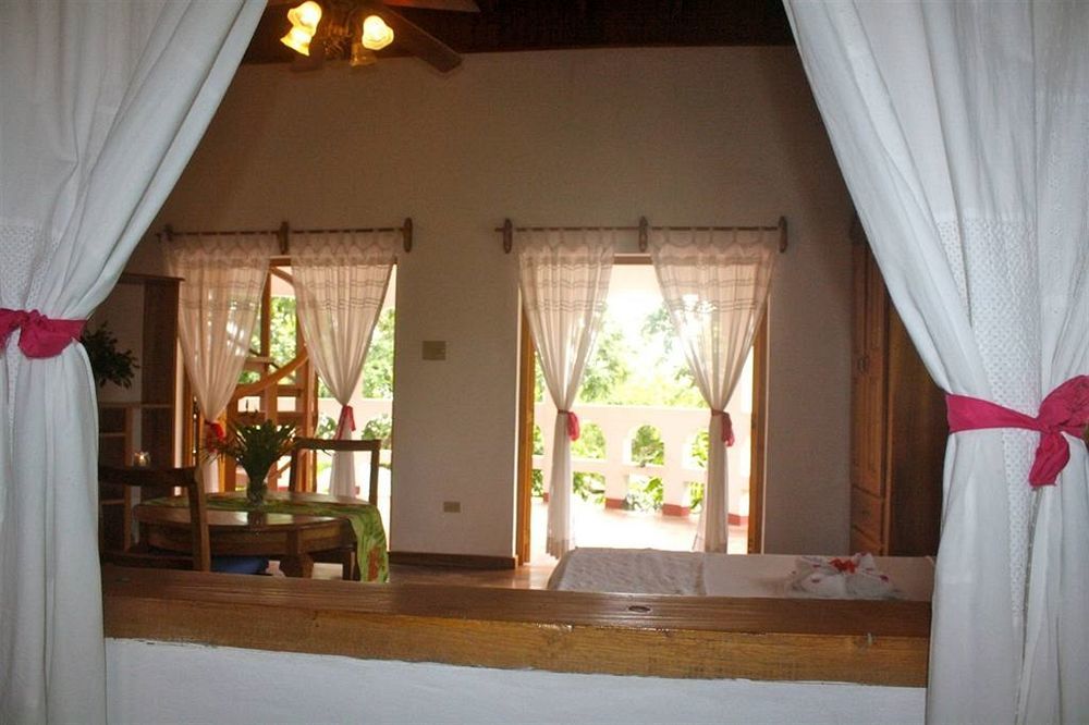 Coral Cove & Hotel 3*