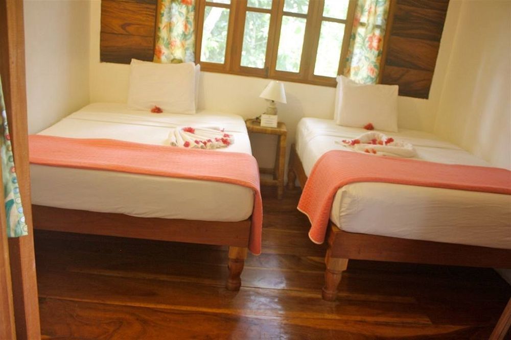 Coral Cove & Hotel Negril