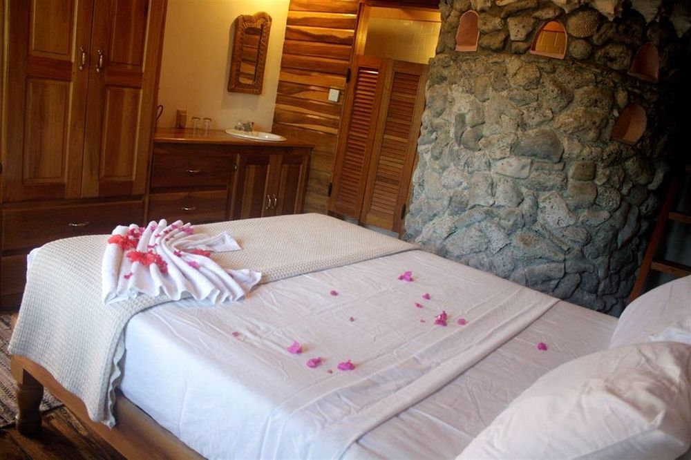 Coral Cove & 3* Negril