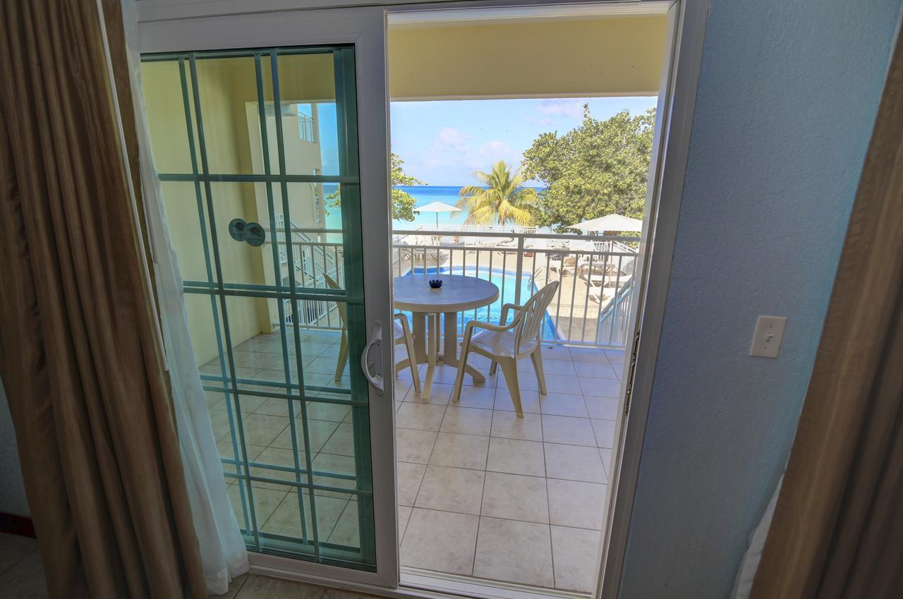 Coco La Palm Hotel 3*