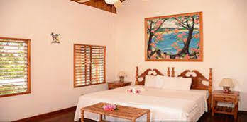 Hotel Coral Cove &