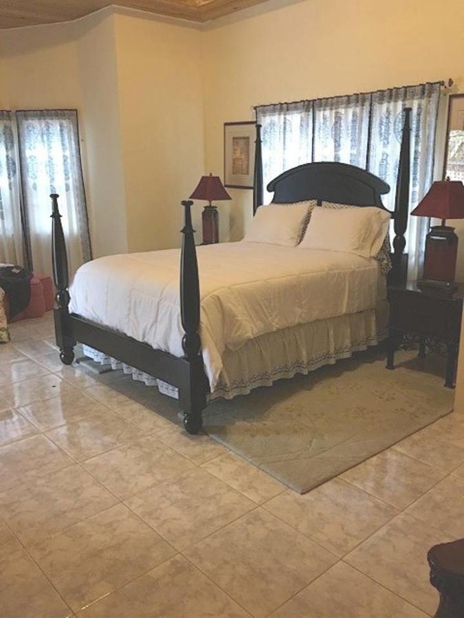 Jannetta's @whimhill Bed & Breakfast