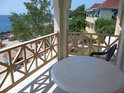 Coral Seas Cliff