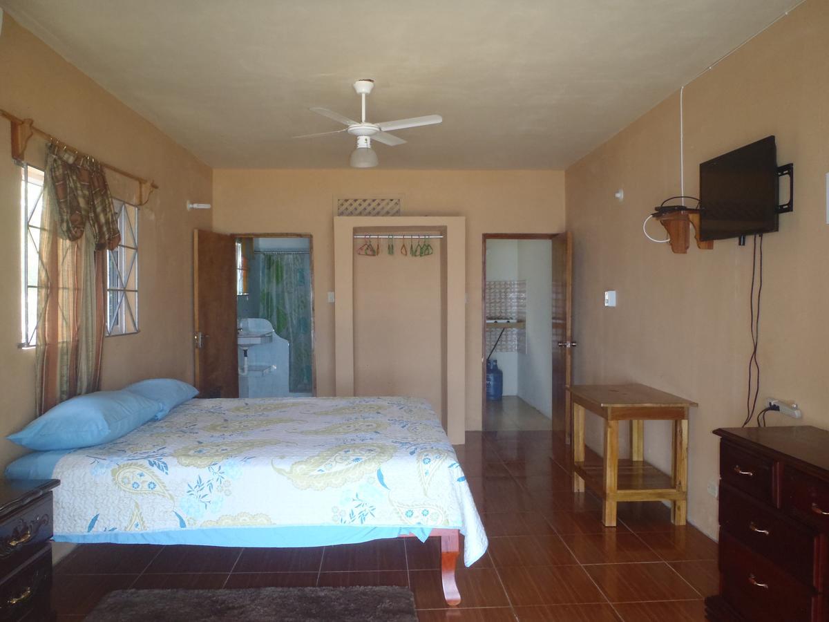 Guest house New Moon