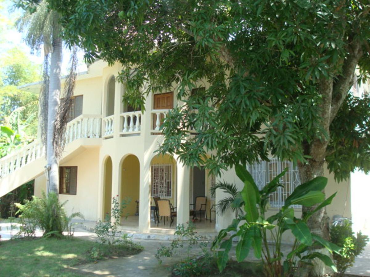 Ocean Wave Villa, 3* Negril