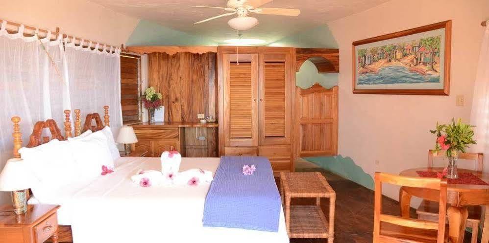 Coral Cove & 3* Negril