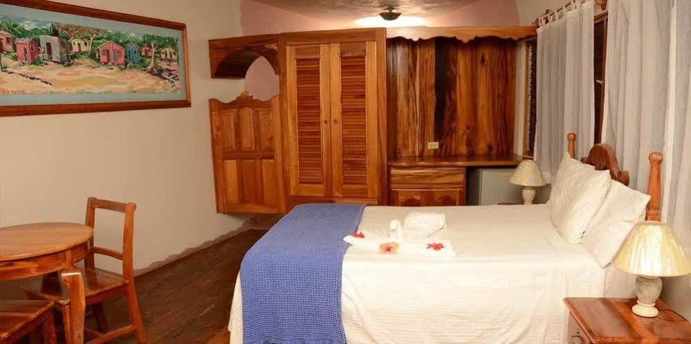 Coral Cove & Hotel 3*