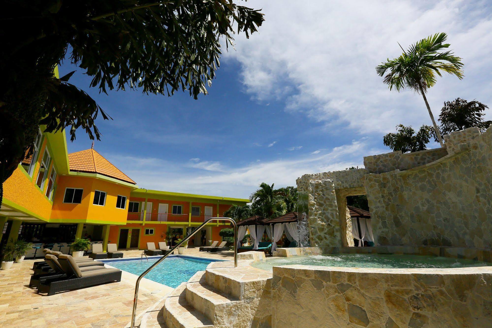 Oasis 2* Negril