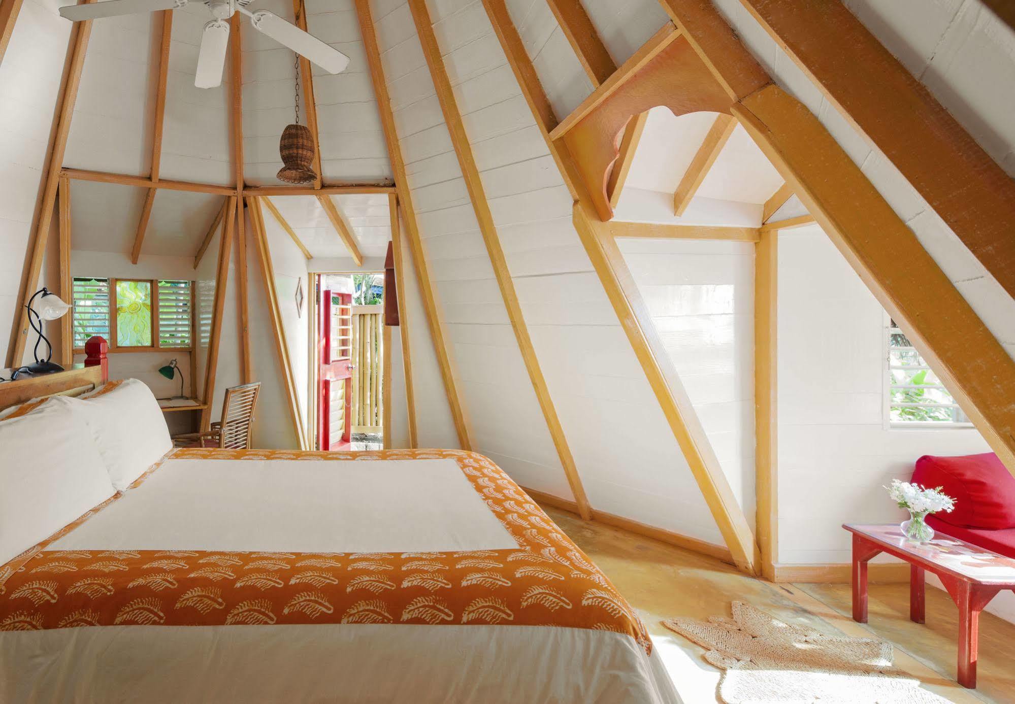 Resort The Caves 5*