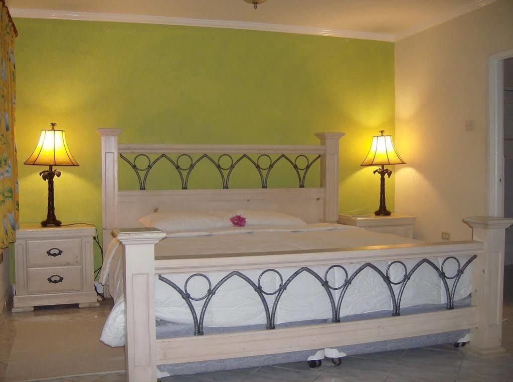 Bar-b-barn 2* Negril