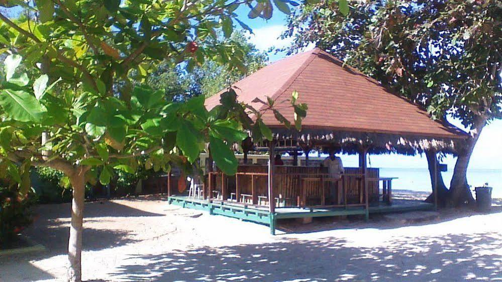 Hotel Yellow Bird Sea