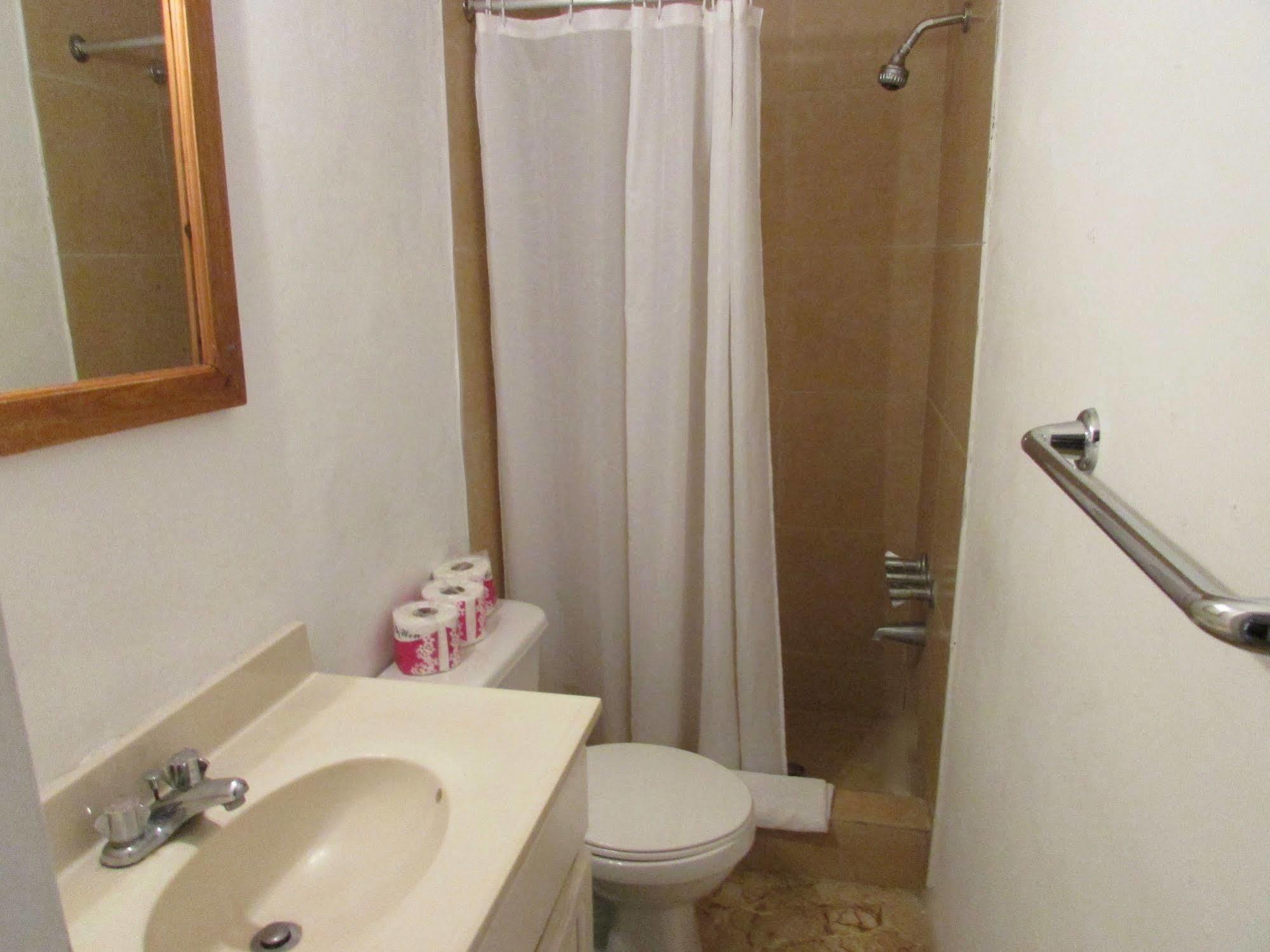 Aparthotel Ocean Wave Villa, 3*