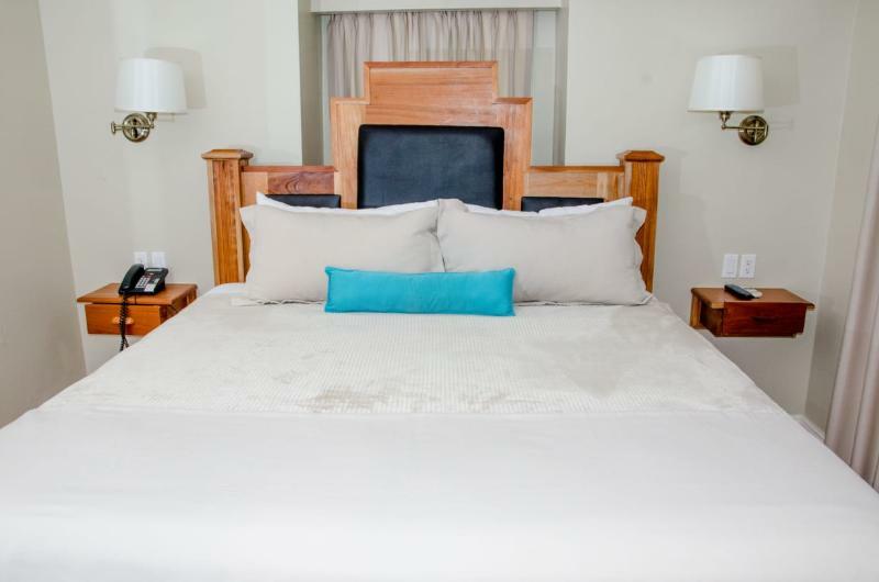 Hotel Oasis