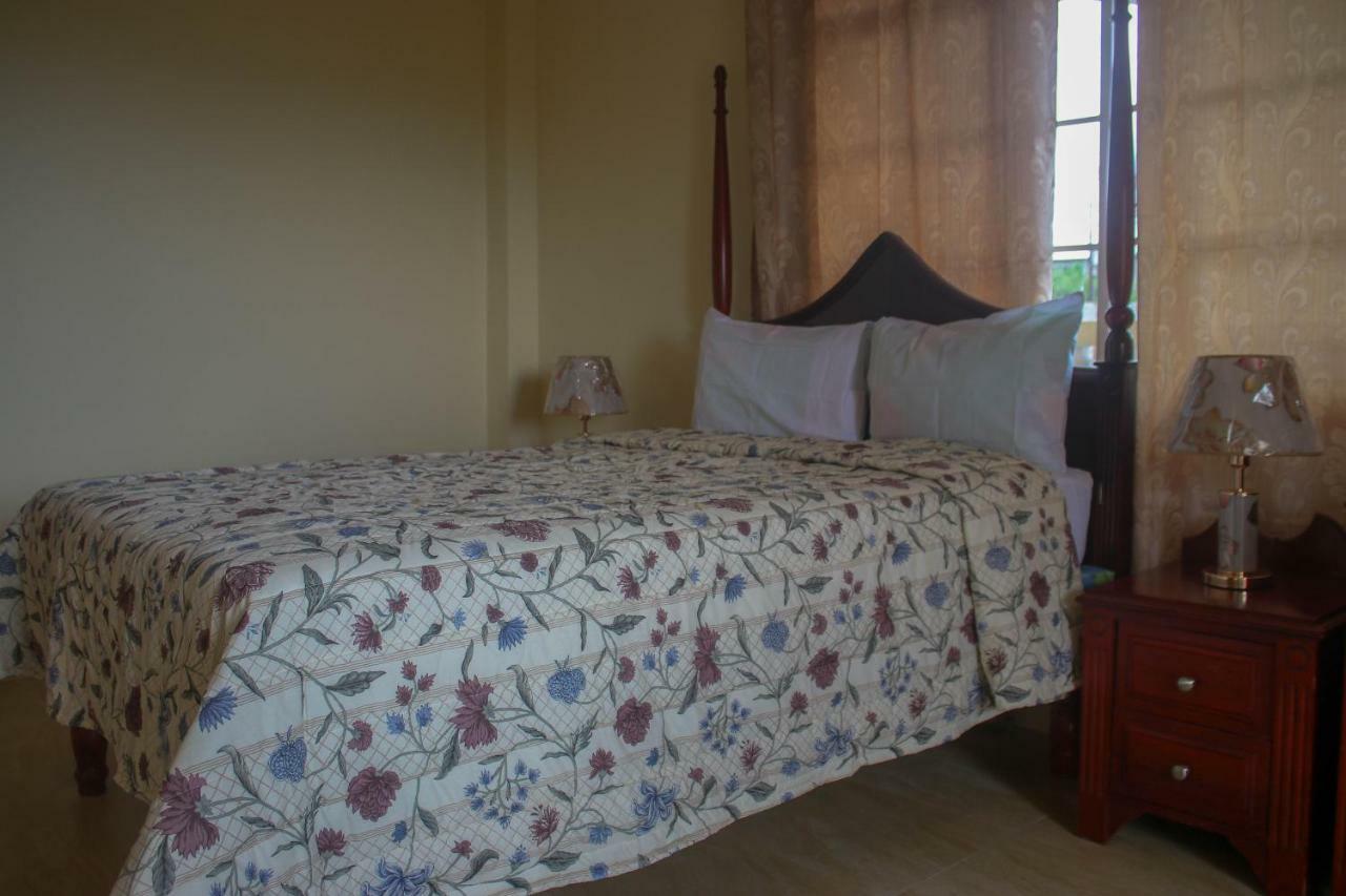 Solet's Paradise Guest house 2*