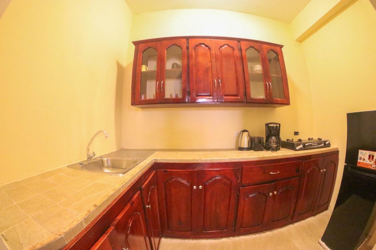 Solet's Paradise Guest house Negril