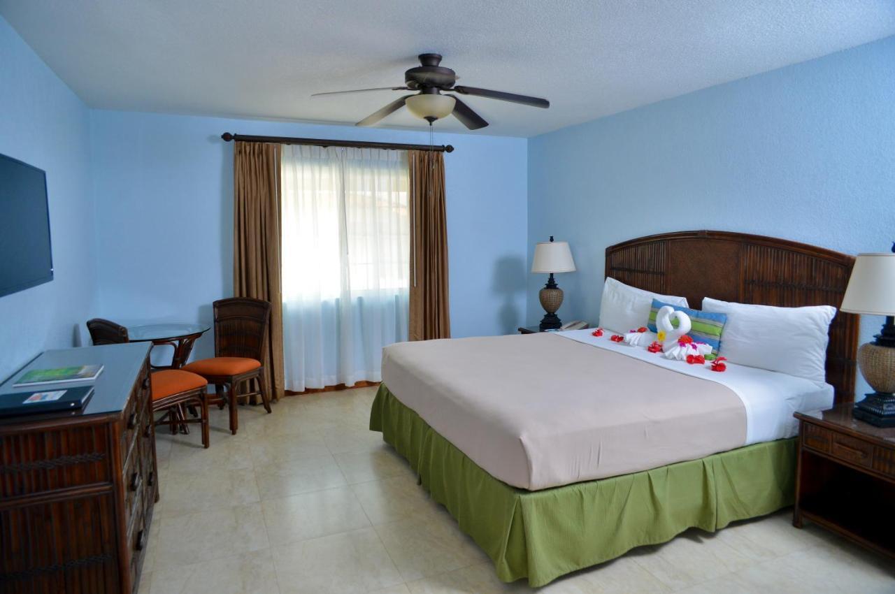 Hotel Coco La Palm Negril