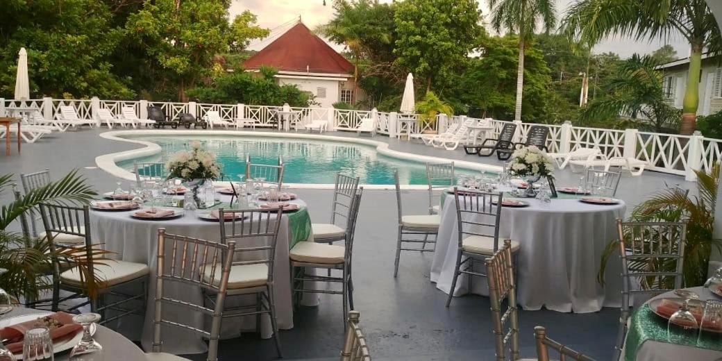 Coral Seas Cliff Hotel 3*