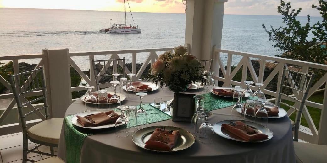 Hotel Coral Seas Cliff 3*