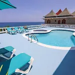 Kaiser\'S Hotel