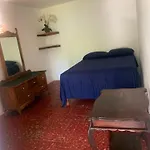 Skipper\'S Beach Villa
