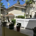 Comfy Stay In Jamaica -Enjoy 7 Miles Of White Sand Beach! Villa