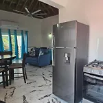 Roots Cafe Rooms
