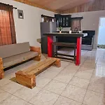Tiny\'S Place