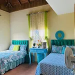 Coral Cove Cottage