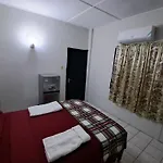 Mom\'S Place Negril