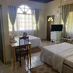 Nelsons Retreat