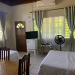 Nelsons Retreat