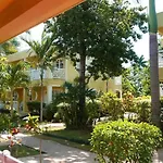 Hotel Merrils Beach III