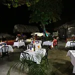 Bar B Barn Hotel