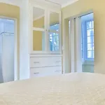 Deluxe Point Village 52