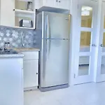 Deluxe Point Village 52