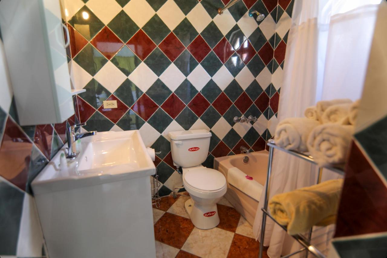 Kaiser's Hotel 4*