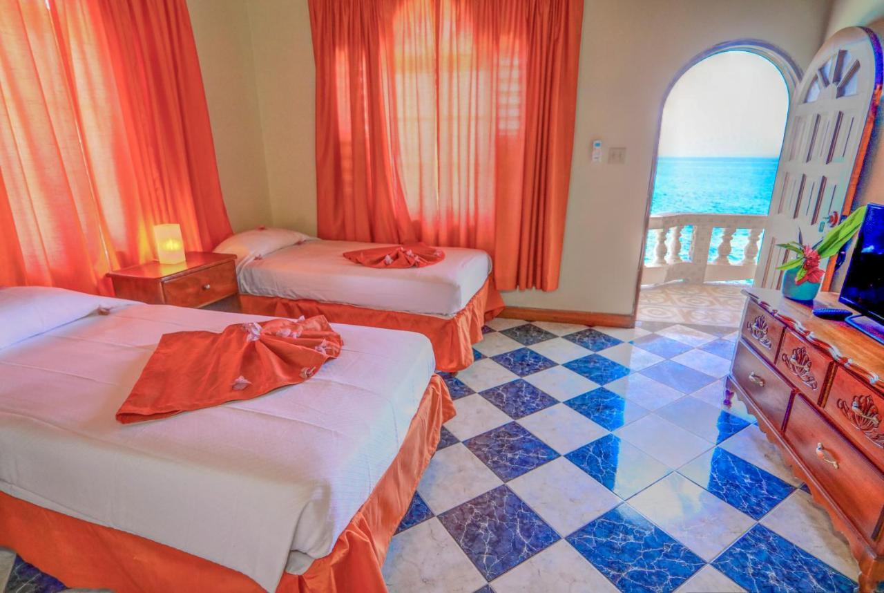 Kaiser's Negril