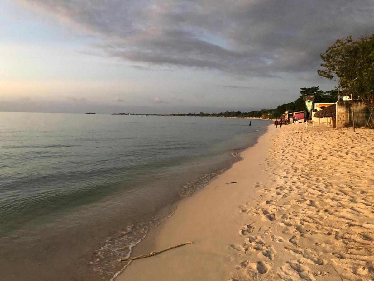 Marriott White Sands, Beachfront At Club